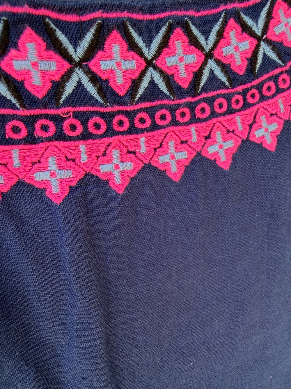 Vineyard Vines Navy Midi Dress with Pink Embroidery - Picture 5 of 5